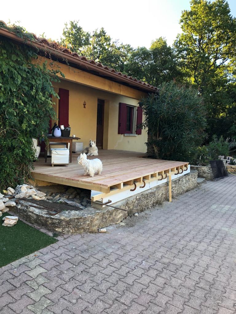 Construction Terrasse en bois exotique avec éclairage intégré - Uchaux (84100) - Photo 01